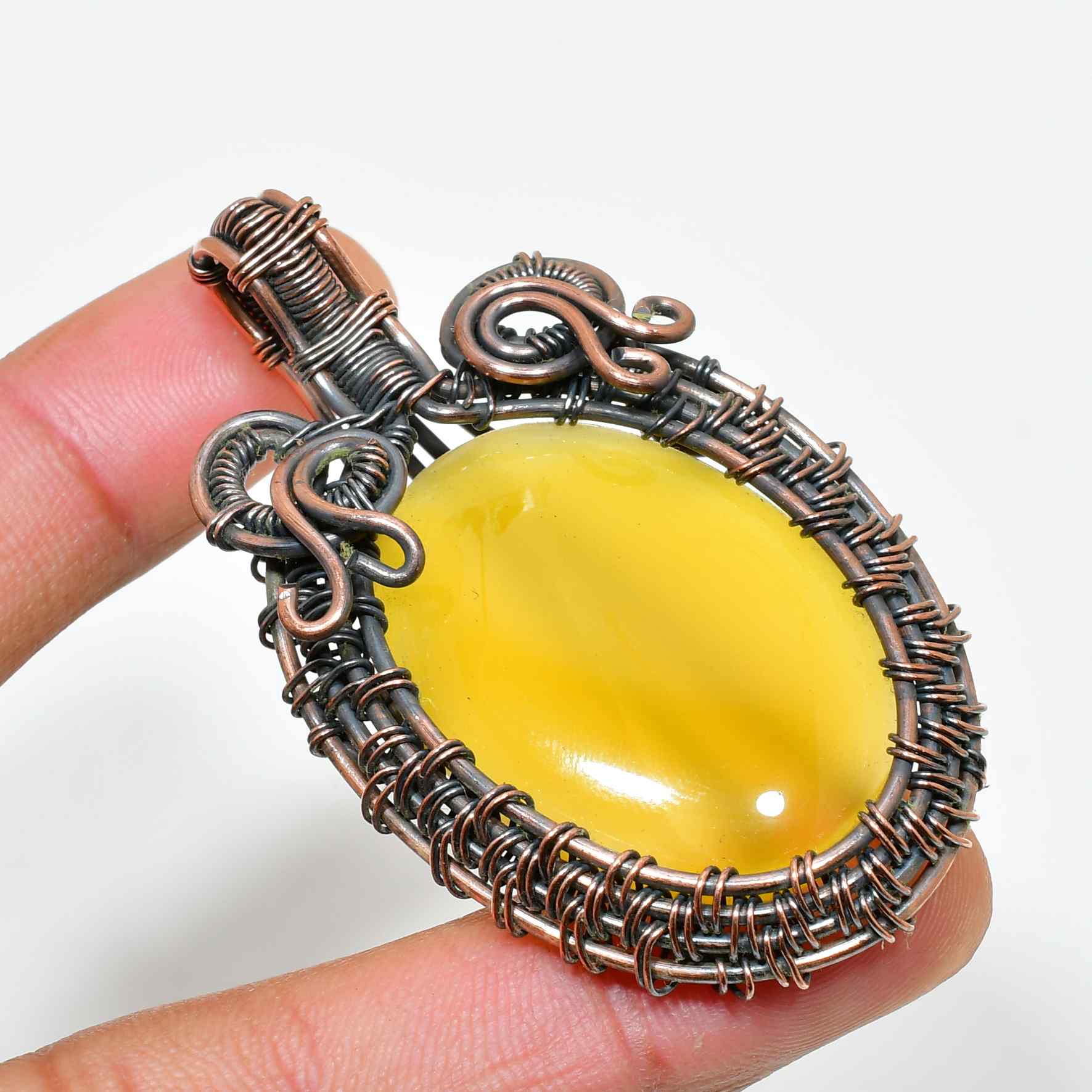 Ezra’s Veil – Lemon Quartz Copper Pendant