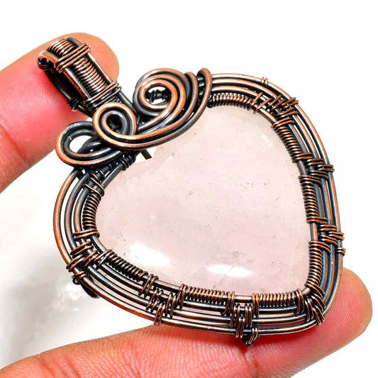 Serenity’s Embrace – Rose Quartz Copper Pendant
