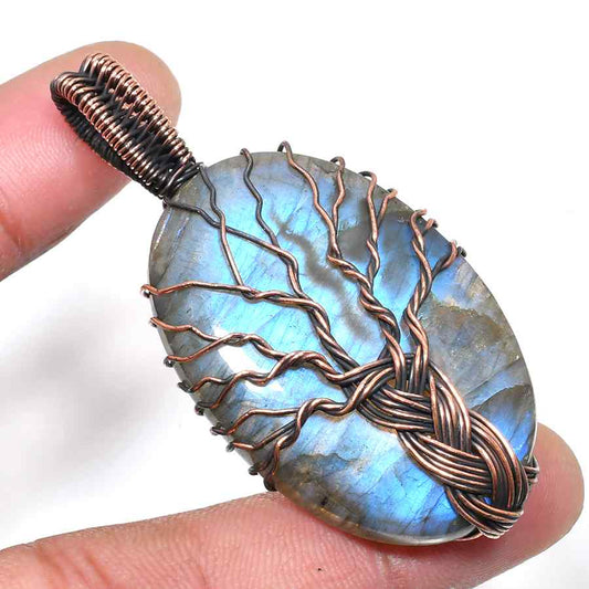 Gaia’s Glow – Labradorite Tree of Life Pendant