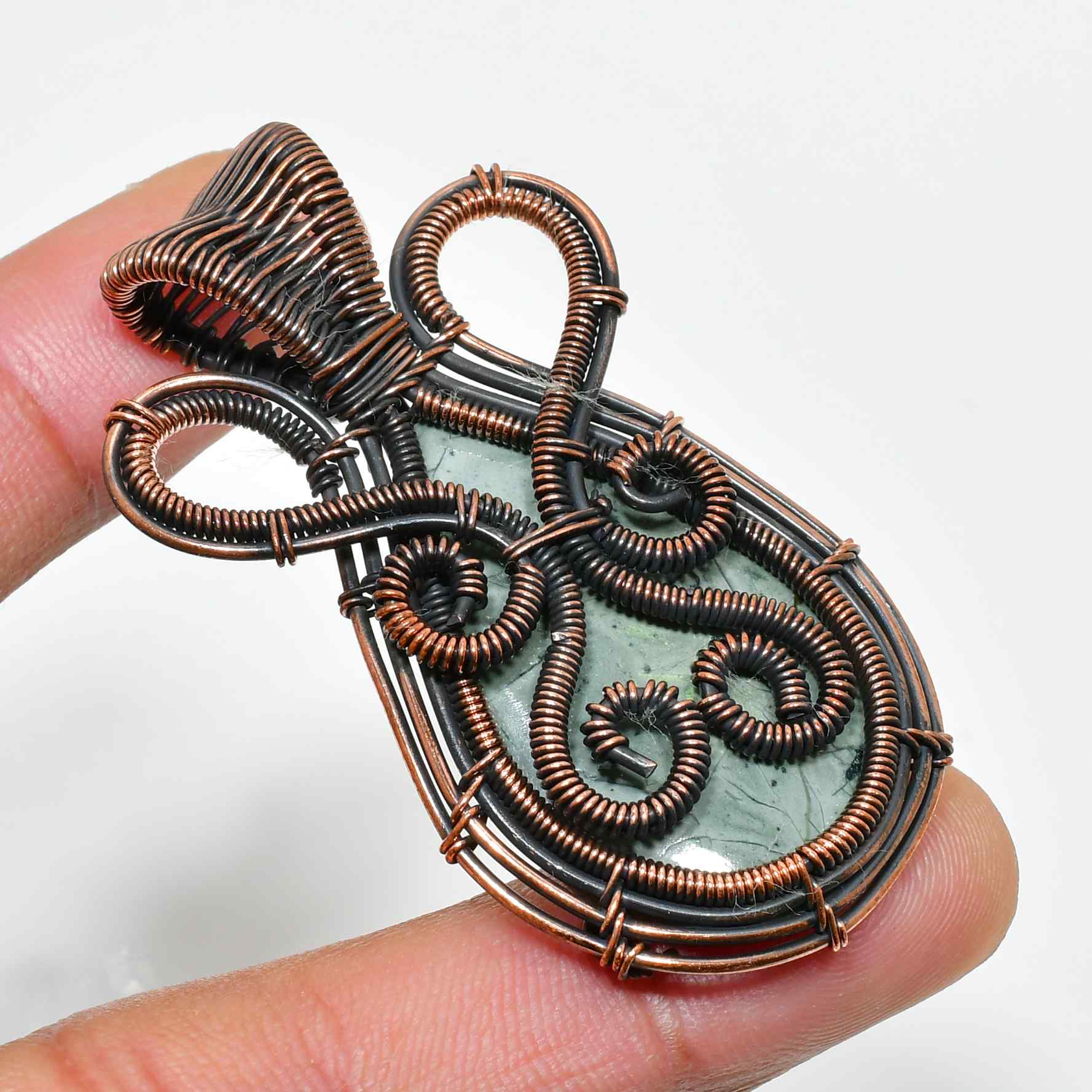 Celestia’s Embrace – Amethyst & Oxidized Copper Pendant
