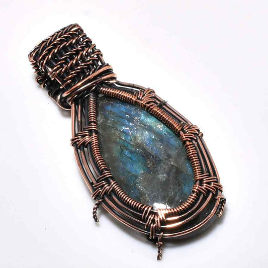 Aurora’s Veil – Labradorite Copper Pendant