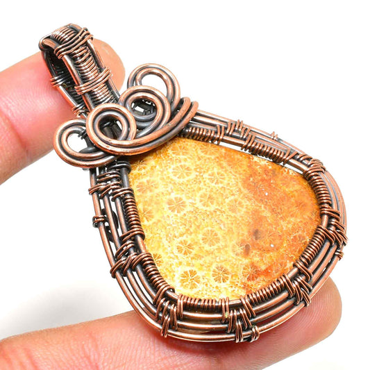 Auric Glow – Golden Druzy Copper Pendant
