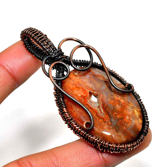 Ember Harmony – Caramel Agate Copper Pendant