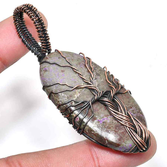 Ezra’s Veil – Amethyst Copper Pendant