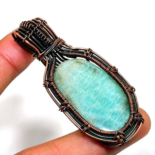 Ocean’s Whisper – Aquamarine Copper Pendant