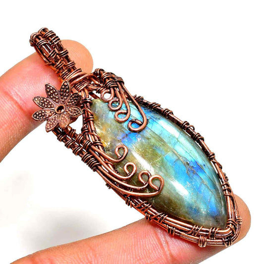 Selene’s Shimmer – Oxidized Copper Labradorite Pendant