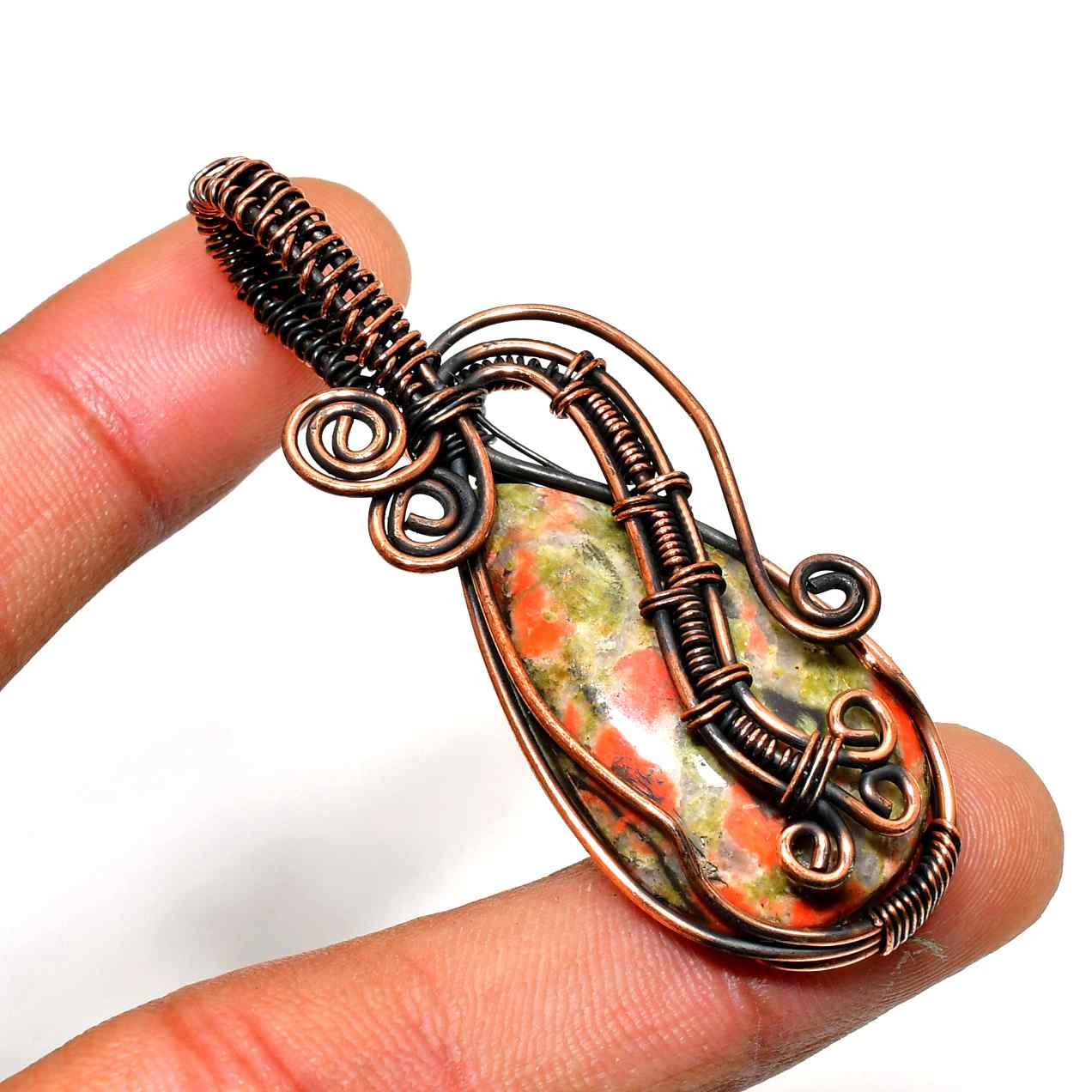 Rustic Reverie – Copper-Wrapped Natural Stone Pendant