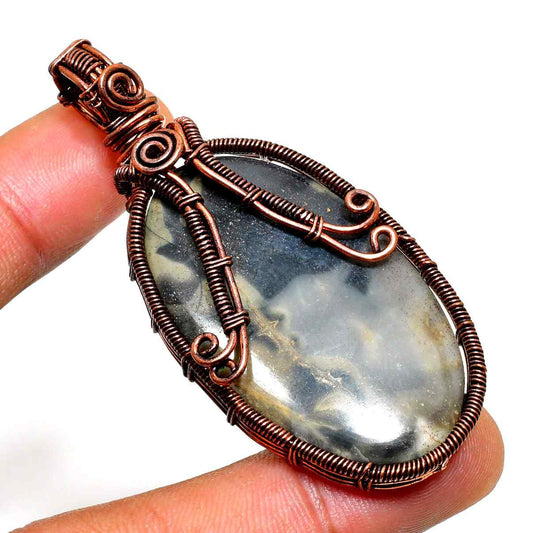 Grounded Grace – Agate & Copper Pendant