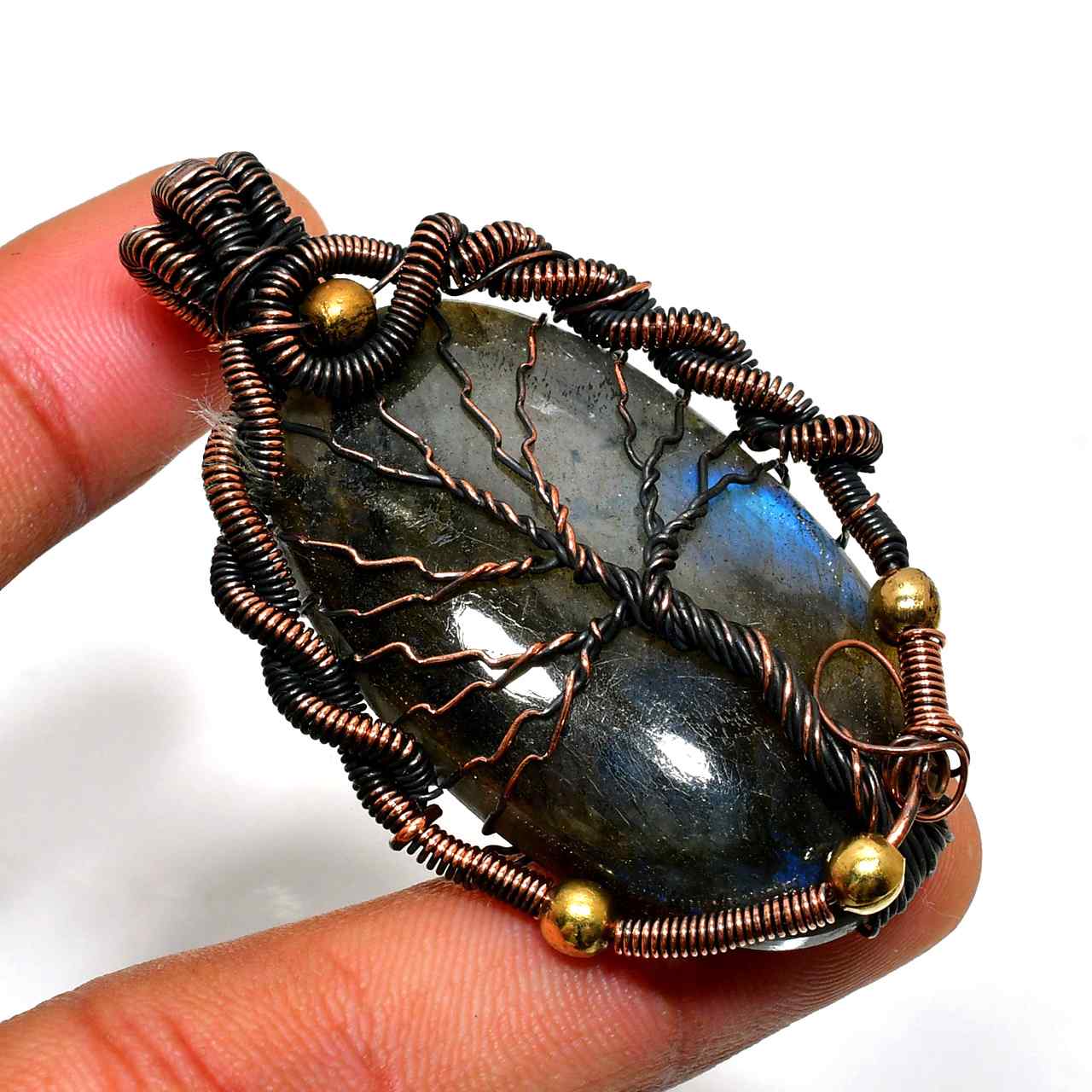 Aurora’s Edge – Labradorite Copper Pendant