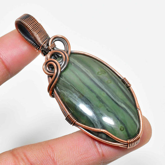 Serene Whisper – Green Gemstone Copper Pendant