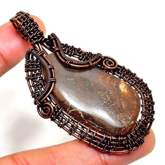 Grounded Grace – Copper-Wrapped Natural Stone Pendant