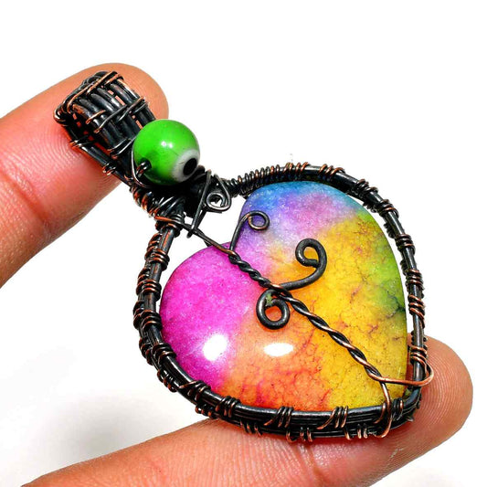 Heart’s Embrace – Agate & Copper Pendant