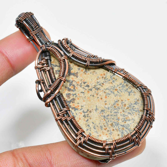 Ember’s Heart – Copper-Wrapped Earthstone Pendant