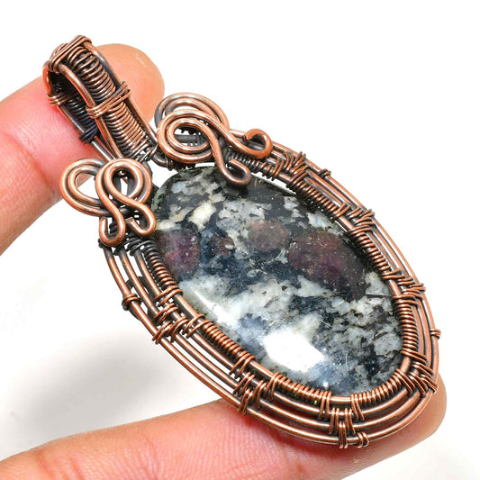 Gaia’s Embrace – Groundstone Copper Pendant