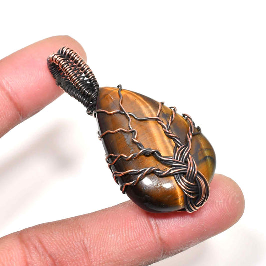 Orion’s Gaze – Copper-Wrapped Tiger’s Eye Pendant