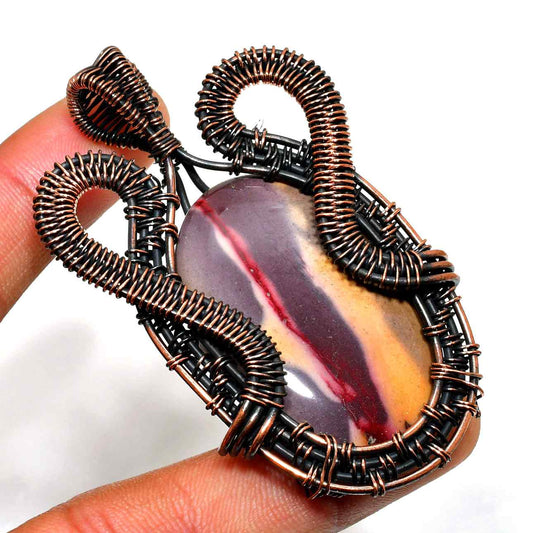 Serpent’s Embrace – Copper-Wrapped Grounding Gemstone Pendant