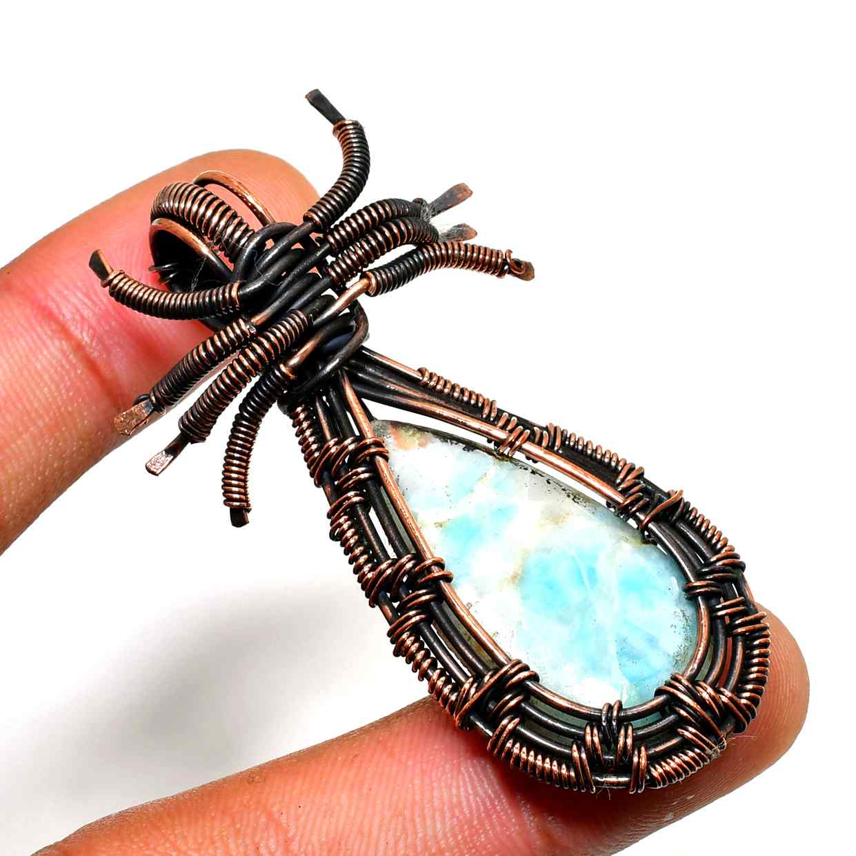 Serenity’s Embrace – Aquamarine Copper Pendant