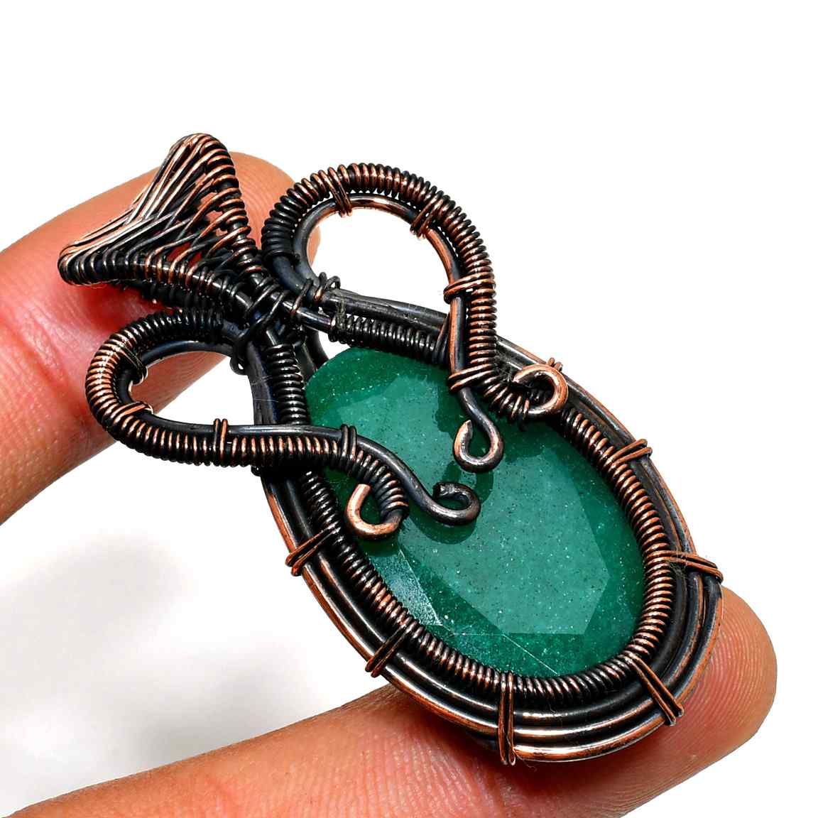 Ember’s Embrace – Green Aventurine Copper Pendant