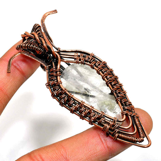 Clarity’s Embrace – Quartz & Oxidized Copper Pendant