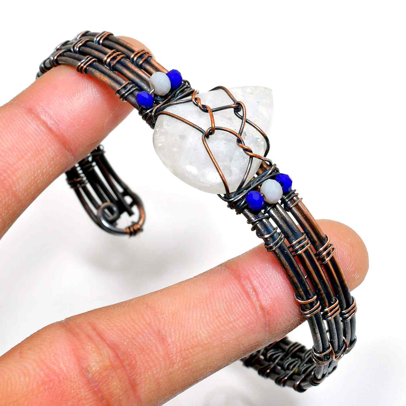 Luna’s Harmony – Copper-Wrapped Moonstone Bracelet
