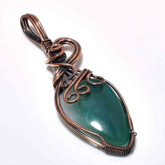Gaia’s Embrace – Green Agate Copper Pendant