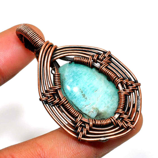 Ocean’s Whisper – Aquamarine Copper Pendant