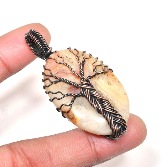Gaia’s Embrace – Agate & Oxidized Copper Pendant