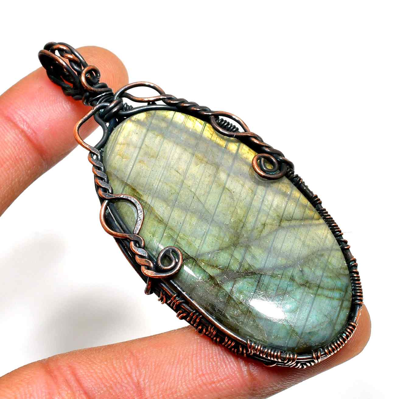 Aurora’s Whisper – Labradorite Copper Pendant