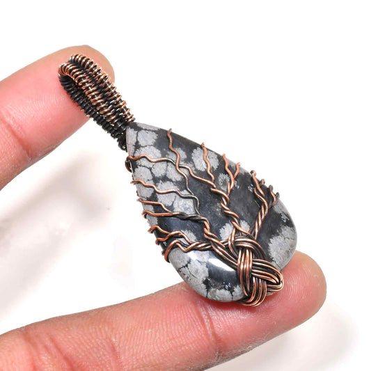 Gaia’s Embrace – Obsidian Tree of Life Pendant