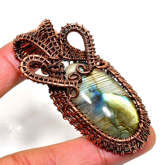 Mystic Aurora – Labradorite Copper Pendant
