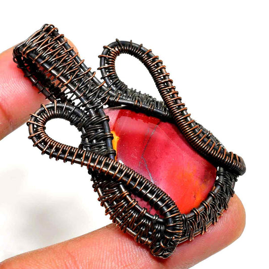 Ember’s Embrace – Carnelian Copper Pendant