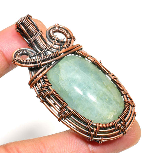 Verdant Serenity – Green Aventurine Copper Pendant