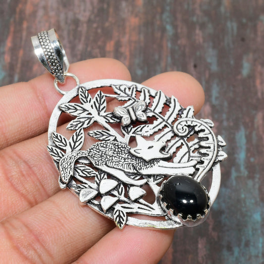 Fox’s Guardian – Sterling Silver Onyx Pendant