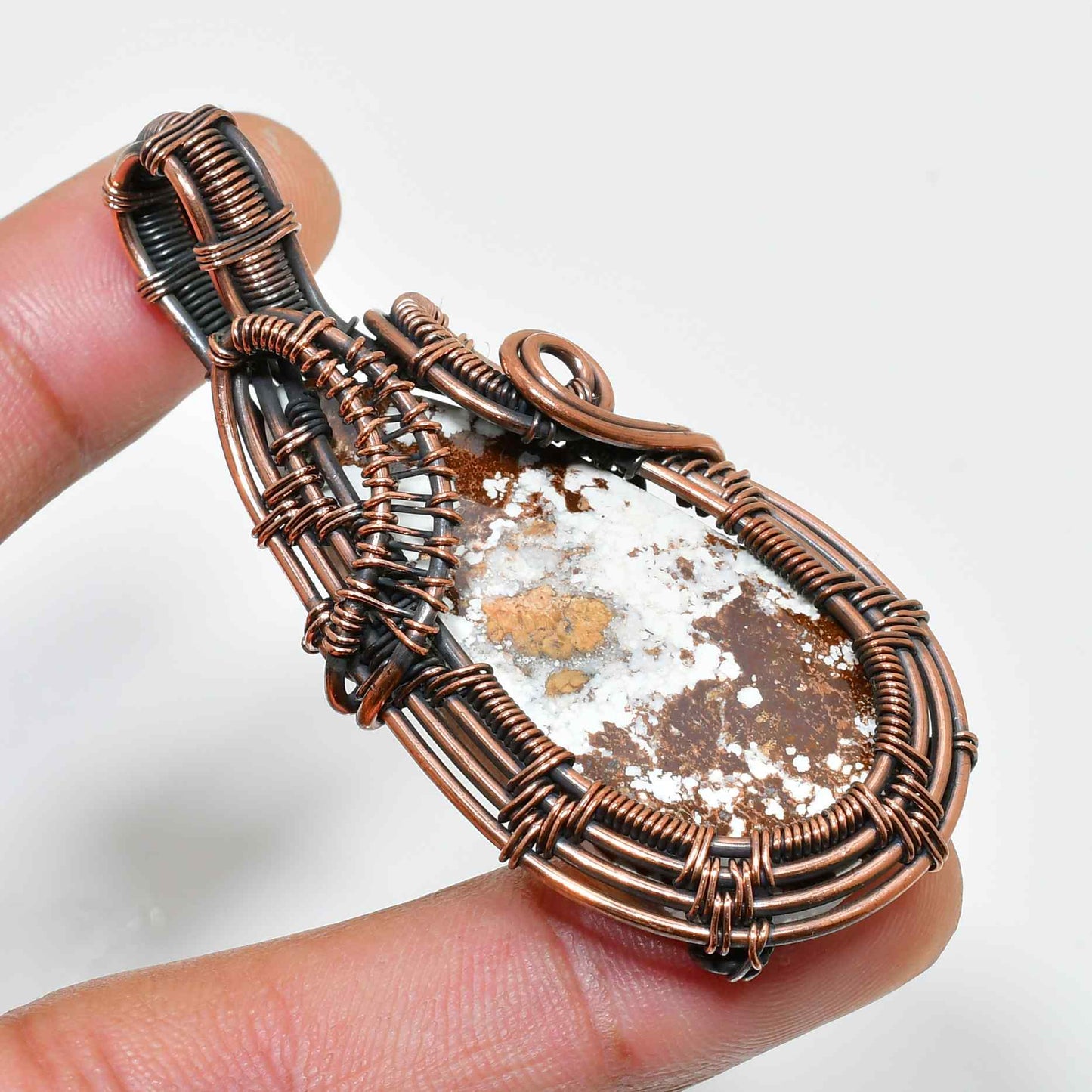 Terra’s Embrace – Agate Copper Pendant