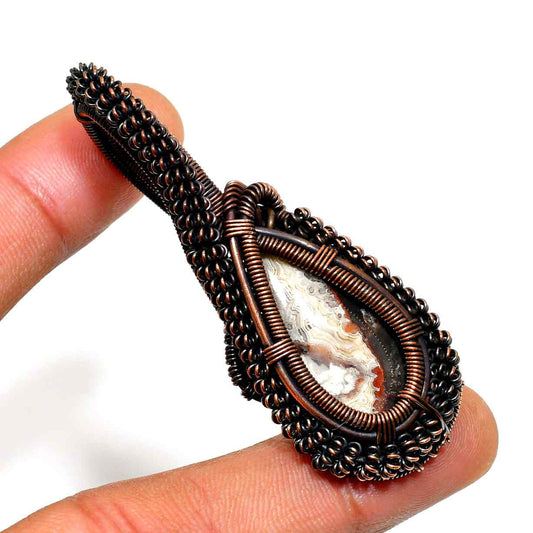 Serene Harmony – Agate Copper Pendant
