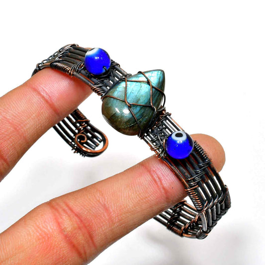 Ocean’s Embrace – Labradorite & Copper Bracelet