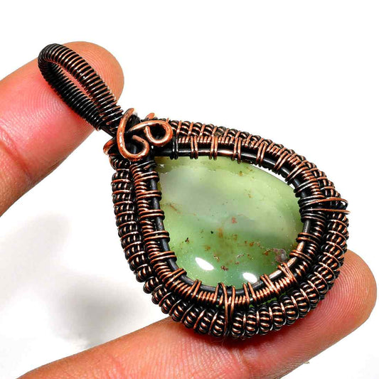 Nature’s Embrace – Jade & Copper Pendant