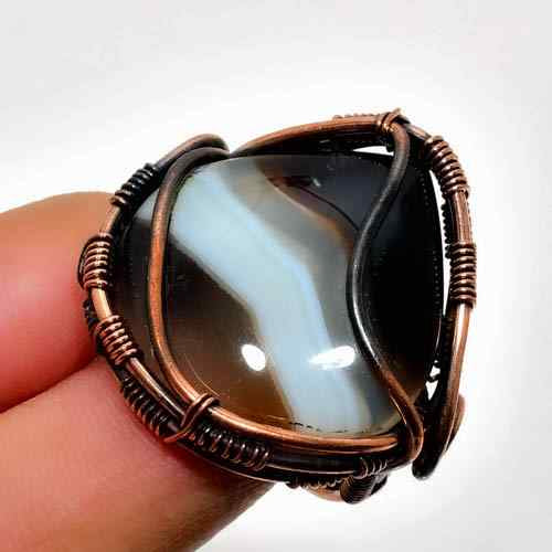 Gaia’s Embrace – Agate & Copper Ring