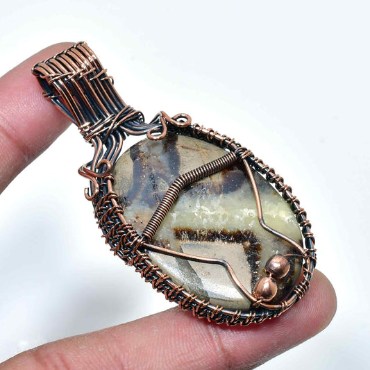 Elysian Harmony – Agate & Copper Pendant