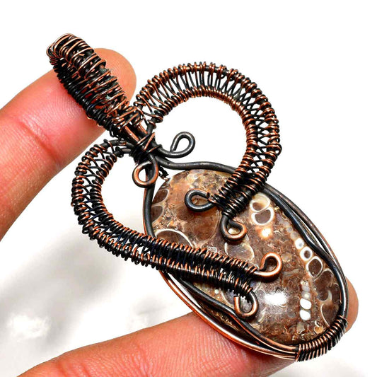 Terra’s Embrace – Oxidized Copper Agate Pendant
