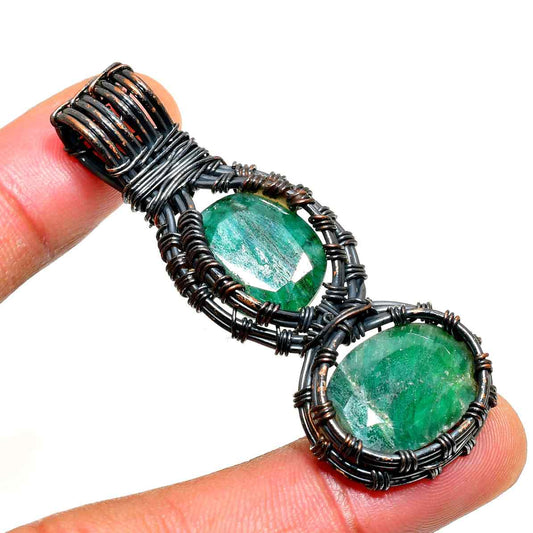 Verdant Harmony – Emerald Copper Pendant