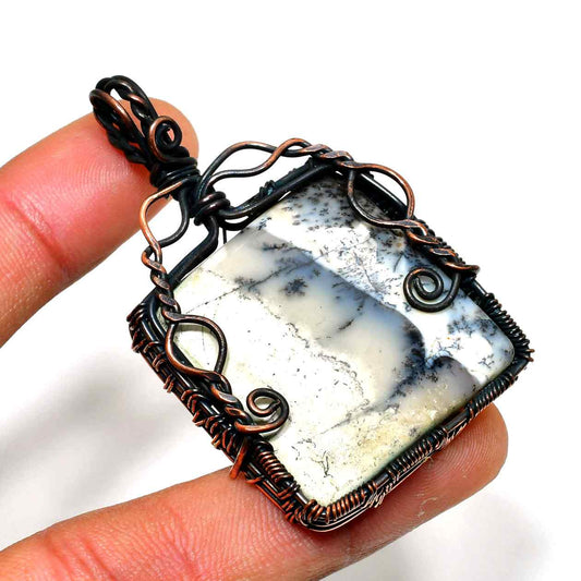 Serenity’s Embrace – Natural Stone Copper Pendant