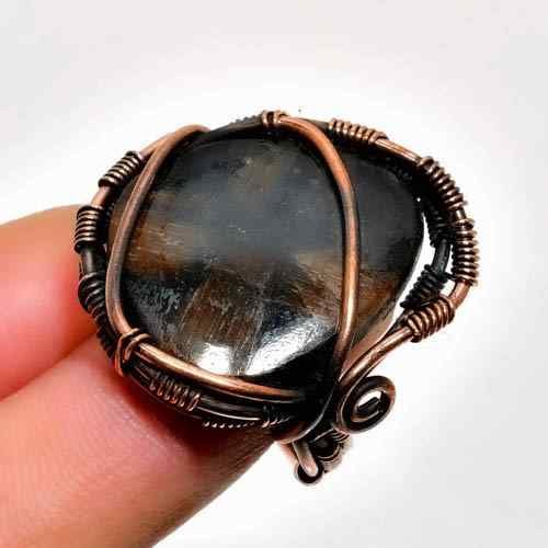 Aegis of Shadows – Obsidian Copper Ring