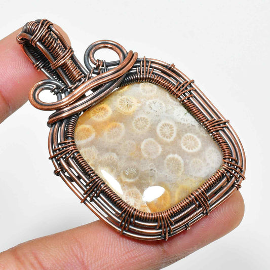 Terra’s Embrace – Agate Copper Pendant