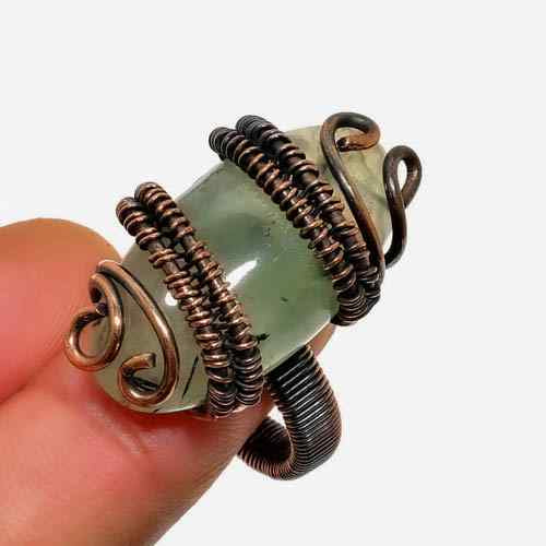 Serenity’s Embrace – Green Amethyst Copper Ring