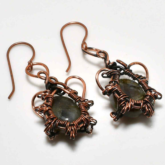 Selene’s Shimmer – Labradorite & Copper Earrings