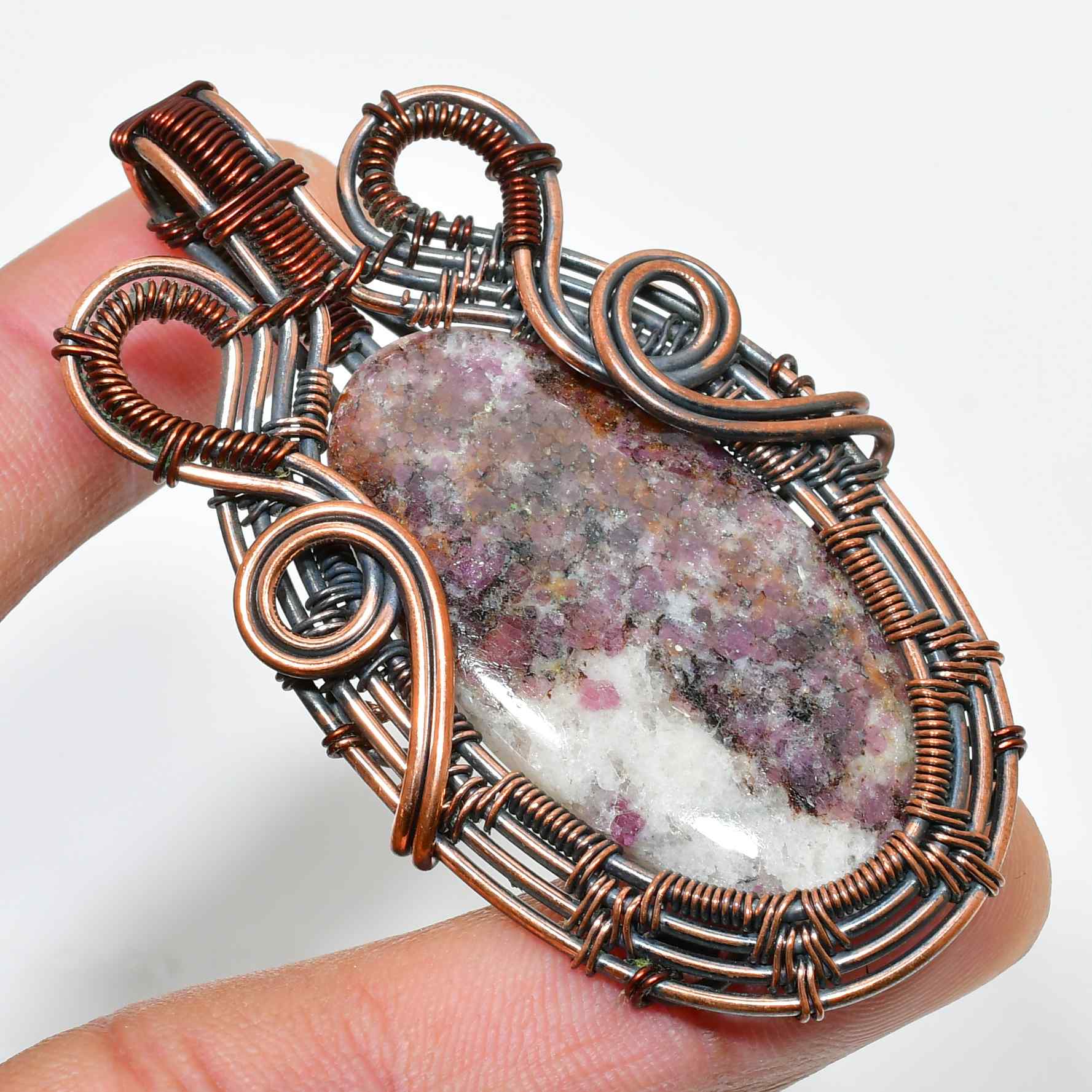Mystic Radiance – Amethyst Copper Pendant