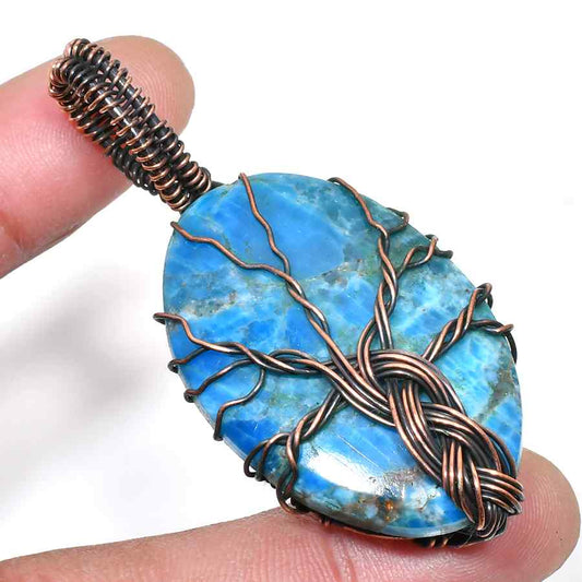 Tranquil Turquoise – Copper Wire Pendant