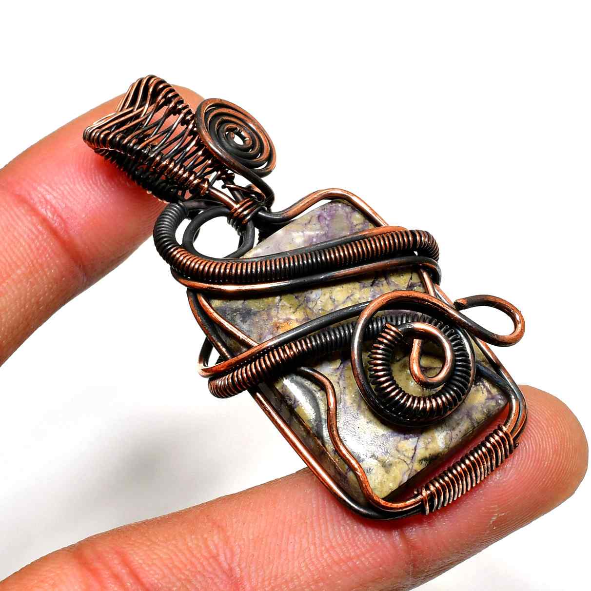 Selene’s Embrace – Amethyst Copper Pendant