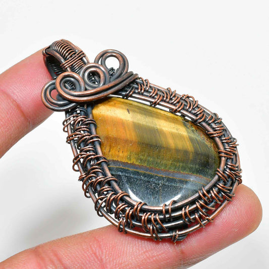 Valor’s Gaze – Oxidized Copper Tiger’s Eye Pendant
